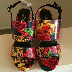 Brand New Multicolor Wedge Shoe 7.5